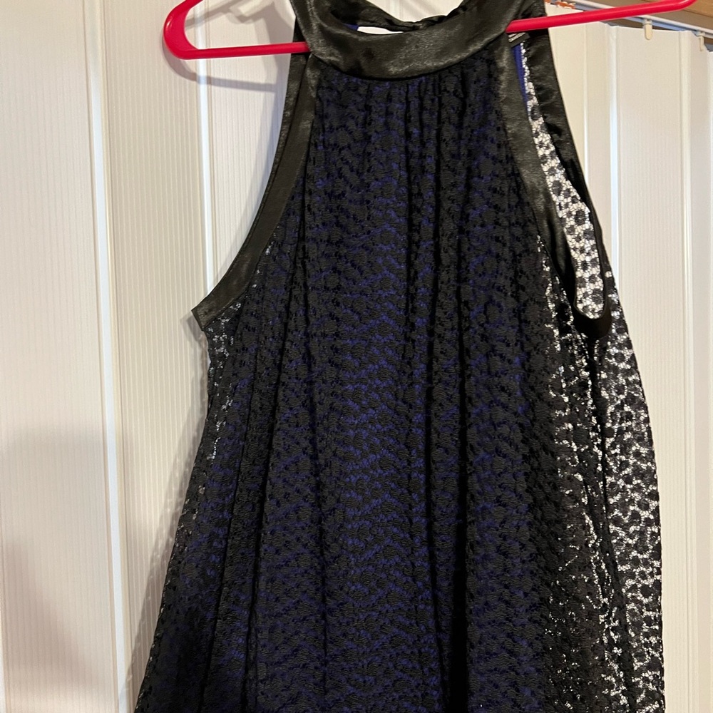 High neck blouse with tie